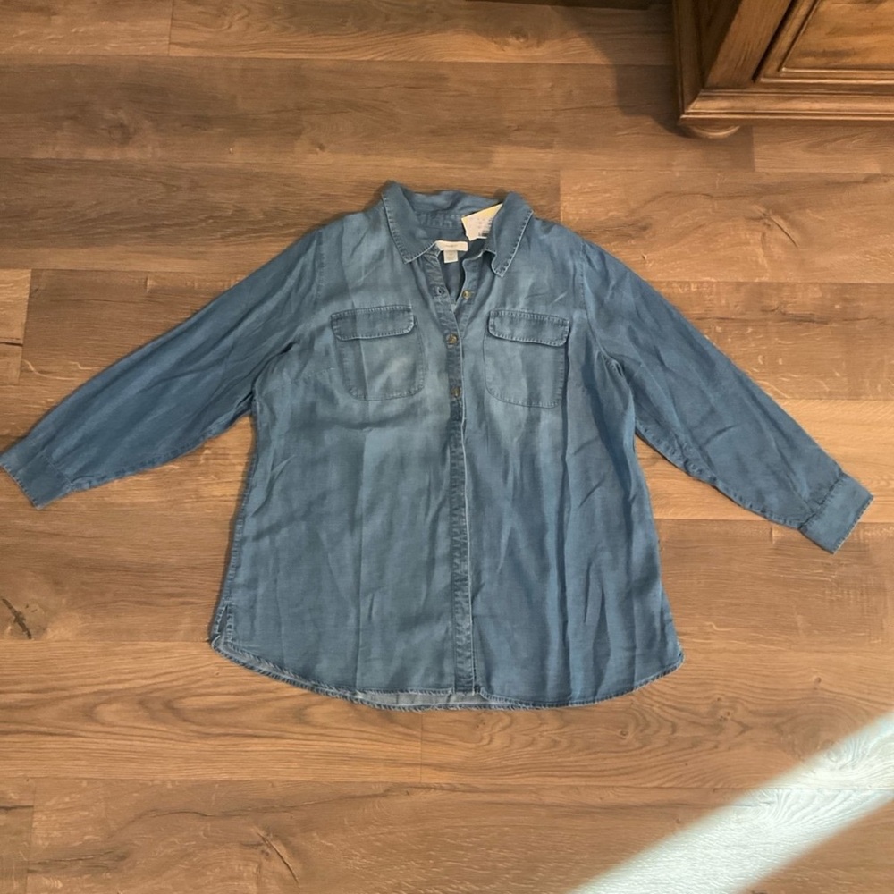 CJ Banks denim button down shirt, 1X, NWT!